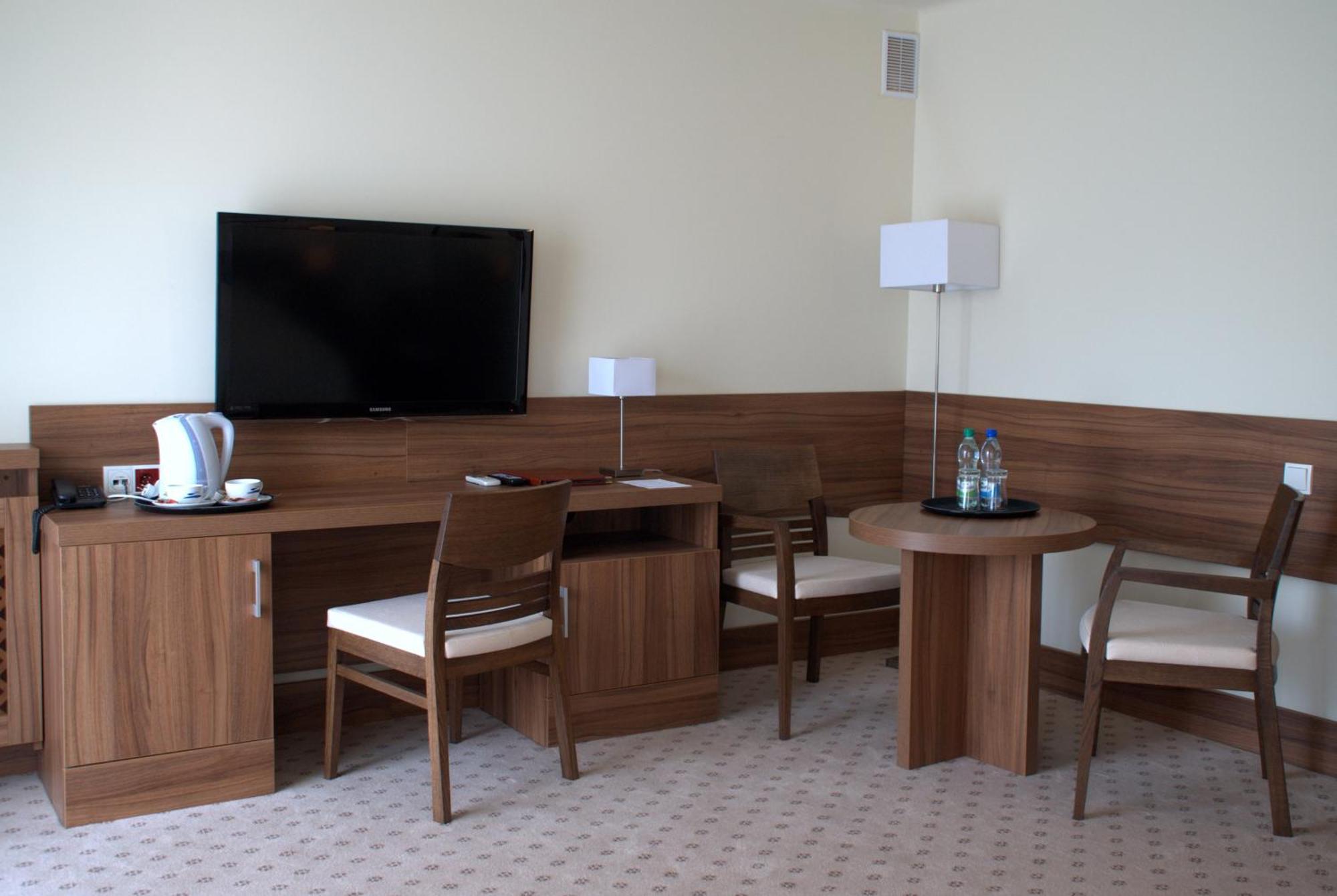 Hotel Termy Palacowe Nałęczów Eksteriør billede